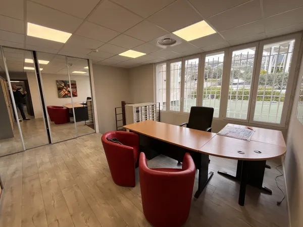 BUREAUX 130 m2 - TOULON