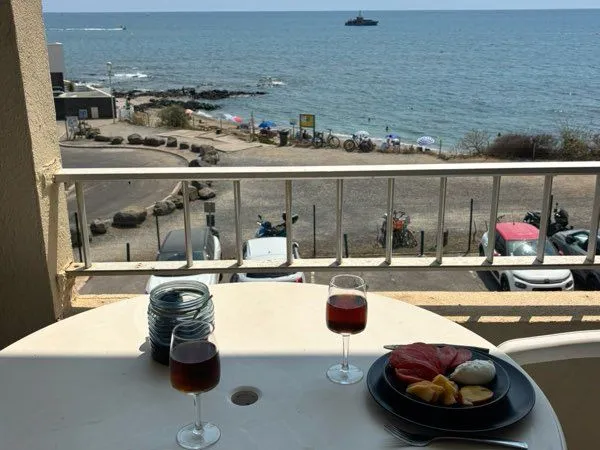 Apparemment pleine vue mer