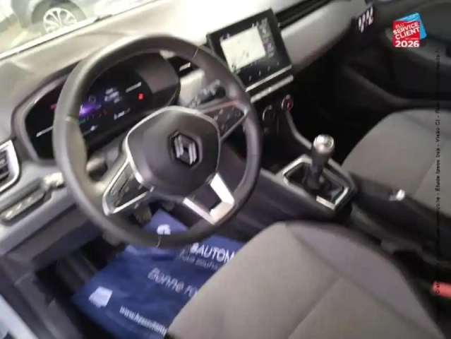 Renault Clio 1.5 blue dci 100ch evolution — photo 15