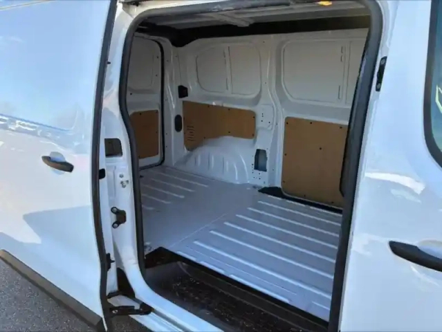 Peugeot Expert fg m 2.0 bluehdi 180ch s&amp;s eat8 — photo 25