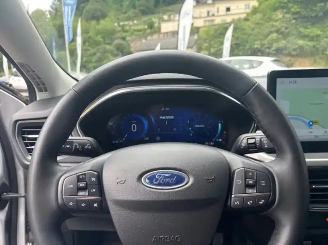Ford Focus sw 1.0 flexifuel mhev 125ch titanium x business powershift — photo 7