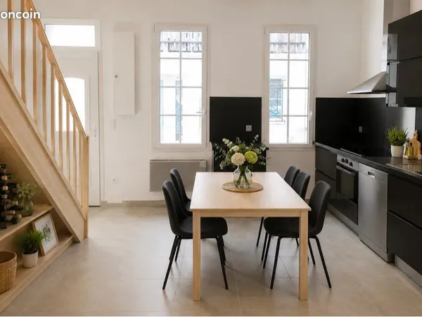 Maison type Échoppe rénovée au calme - Centre Libourne - Impasse privée