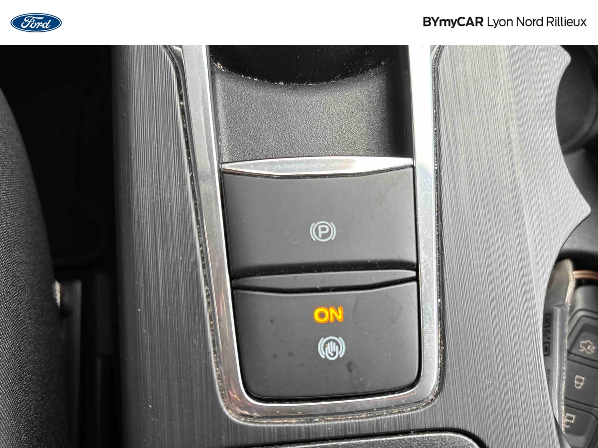 Ford Kuga 2.5 Duratec 180 ch FlexiFuel FHEV E85 Powershift — photo 40