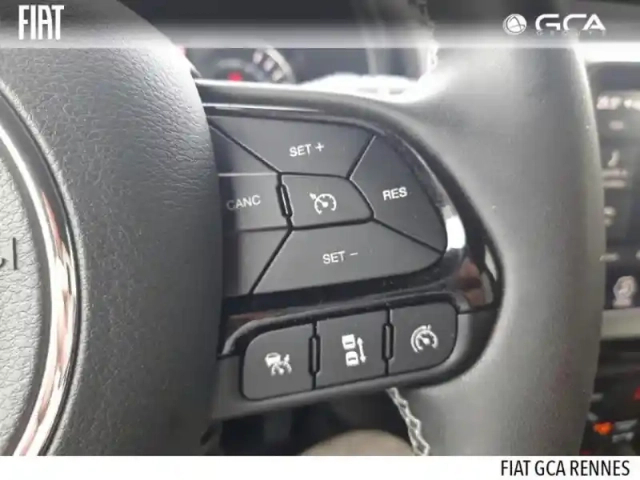 Jeep Renegade 1.3 turbo t4 190ch 4xe limited at6 — photo 10