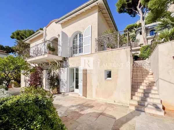 Villa 7 pièces 168 m²
