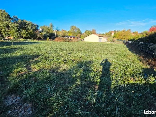 Terrain de 1830m2