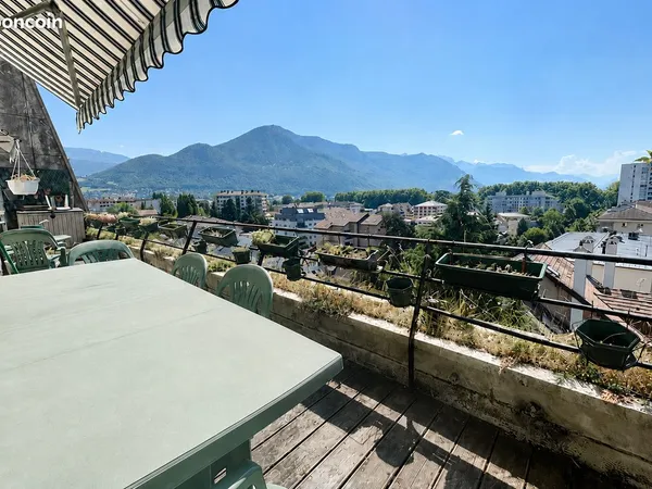 Superbe appartement 5 pièces duplex entre lac et Galeries Lafayette