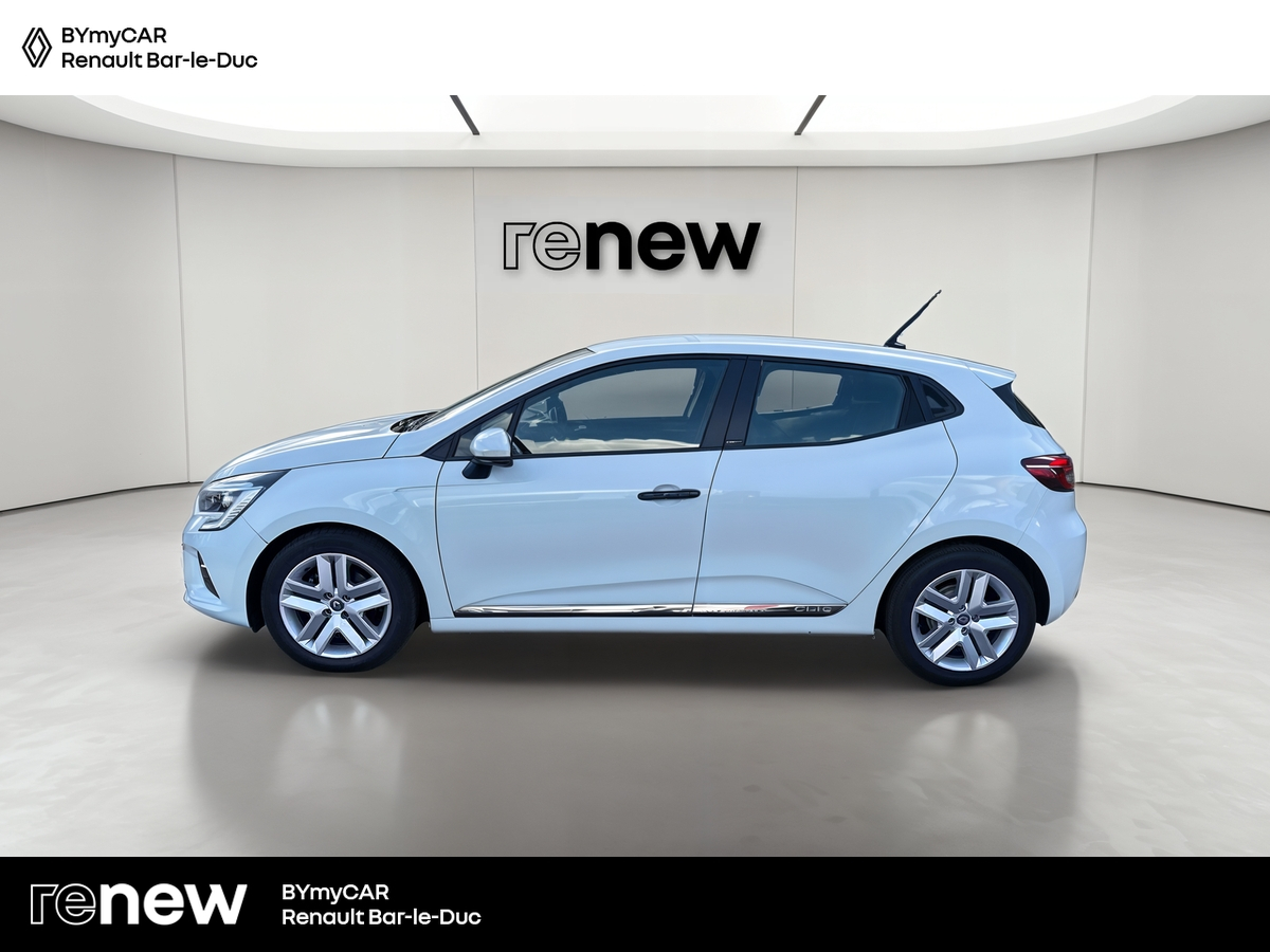 Renault Clio E-Tech 140 - 21 — photo 2