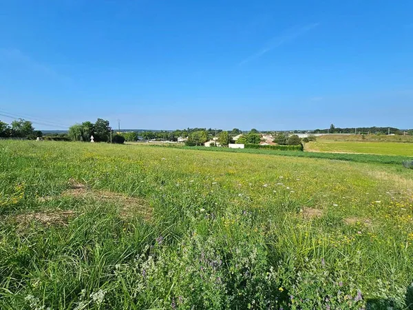 Terrain constructible 1267 m²