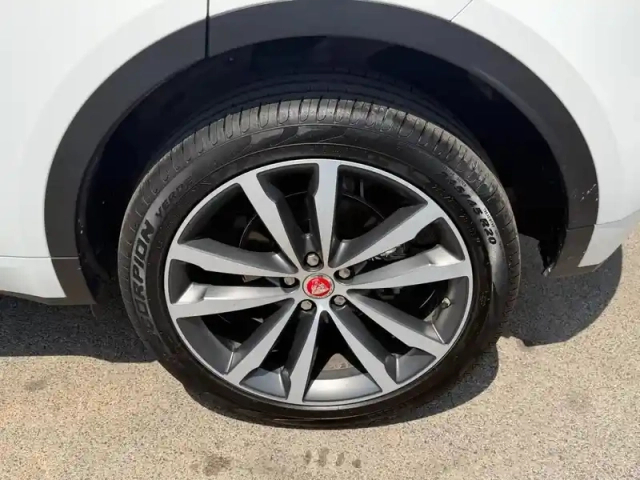 Jaguar E-Pace 2.0d 180ch r-dynamic se awd 10cv — photo 10