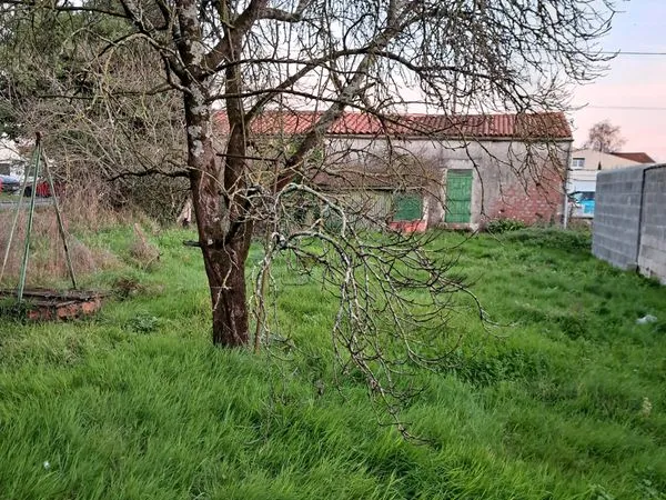 A vendre terrain constructible