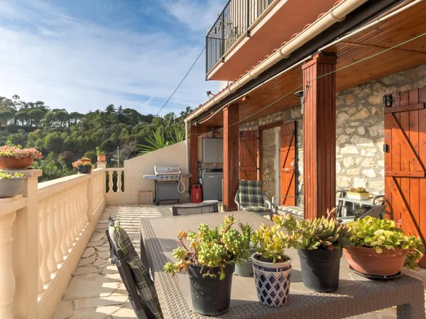 Belvédère privé sur l'azur – 2 pièces unique à Èze