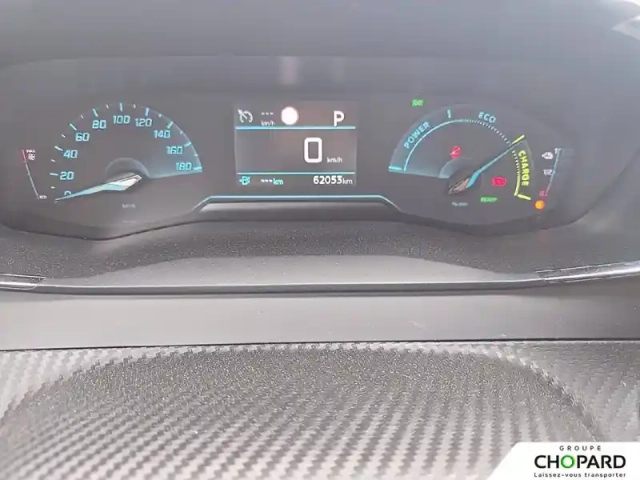 Peugeot 2008 electrique 136 ch — photo 19