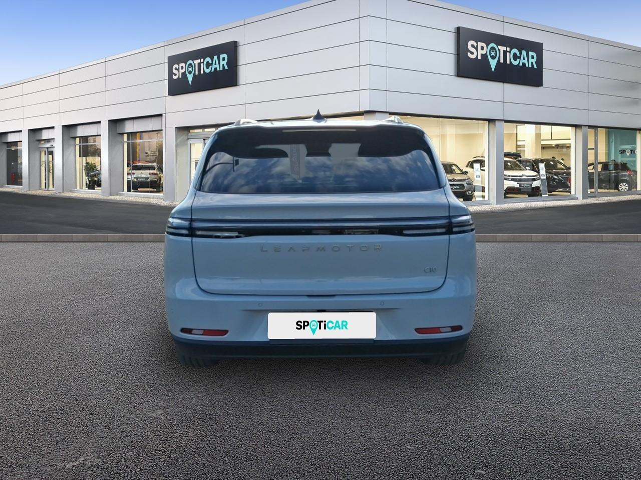 Leapmotor C10 reev 215ch 28,4 kwh design my25 — photo 8