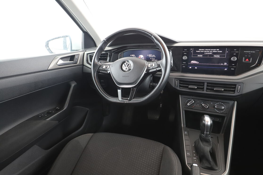 Volkswagen Polo 1.0 TSI Confortline DSG7 — photo 12