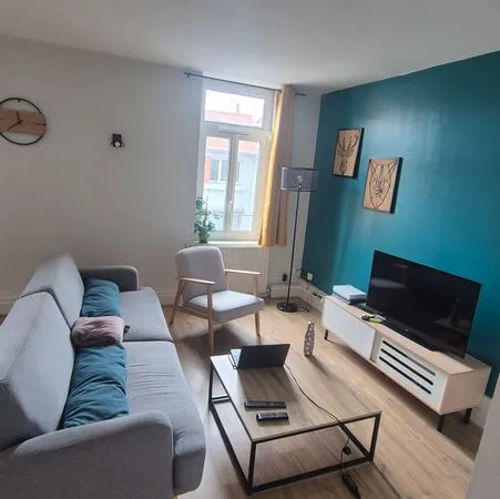 Chambre dans un Appartement équipée