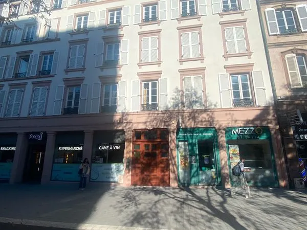 APPARTEMENT MEUBLÉ DE STANDING STRASBOURG CENTRE - 57 m²