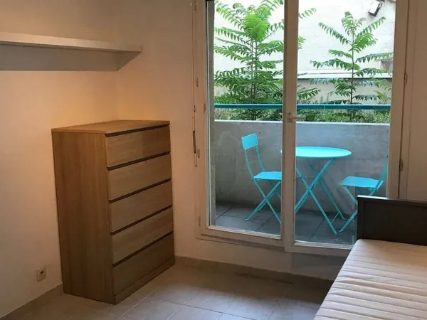 Studio 1 pièce 16 m²