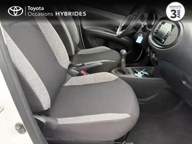 Toyota Aygo X 1.0 vvt-i 72ch dynamic — photo 11