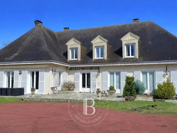 ROMORANTIN-LANTHENAY - Belle demeure Bourgeoise