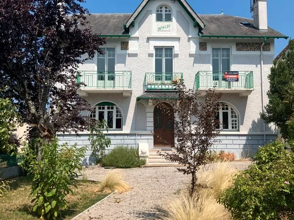 Maison 6pièces 240 m2