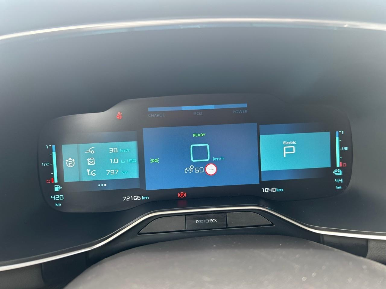 Citroën C5 Aircross hybrid 225ch shine pack e-eat8 — photo 13