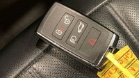 Land-Rover Range Rover Evoque 2.0 D 200ch R-Dynamic SE AWD BVA — photo 16