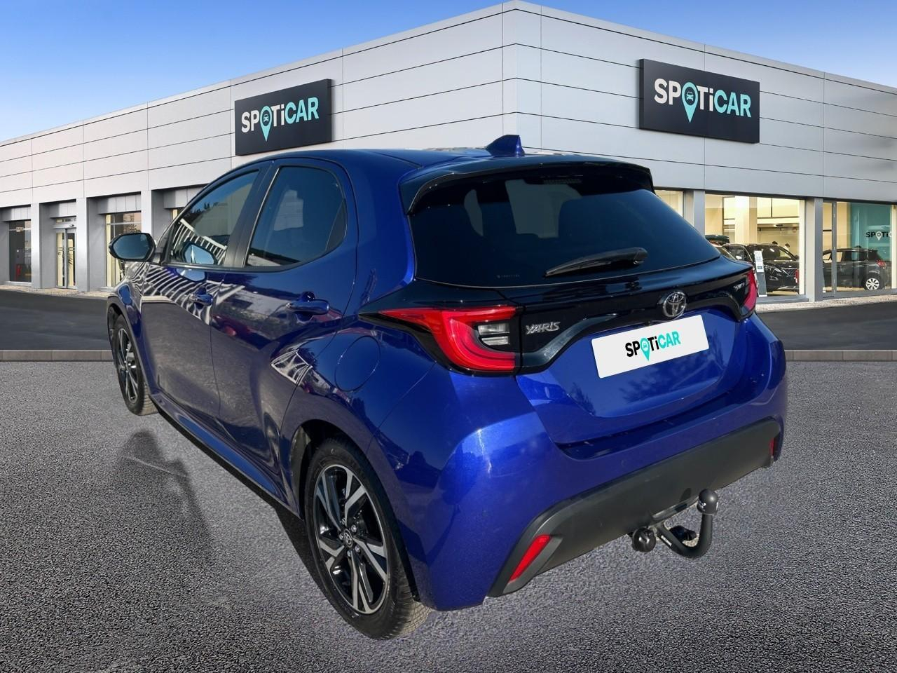 Toyota Yaris 116h design 5p — photo 7