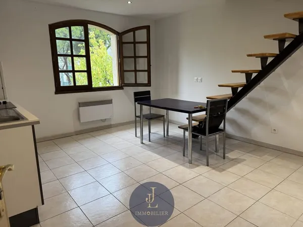 Studio en Duplex de 23m2 et 45m2 de surface au sol