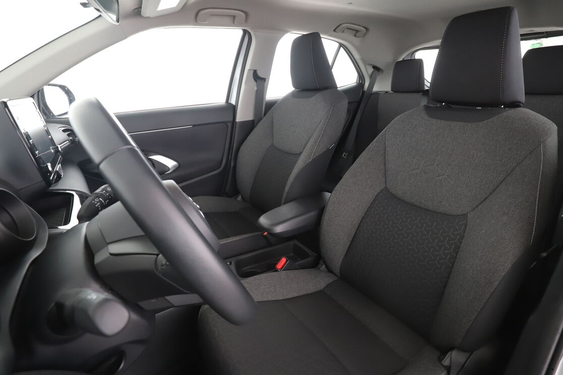 Toyota Yaris Cross 1.5 Hybride 2WD Dynamic Business — photo 9