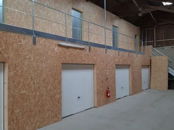 Loue Box 16 m2