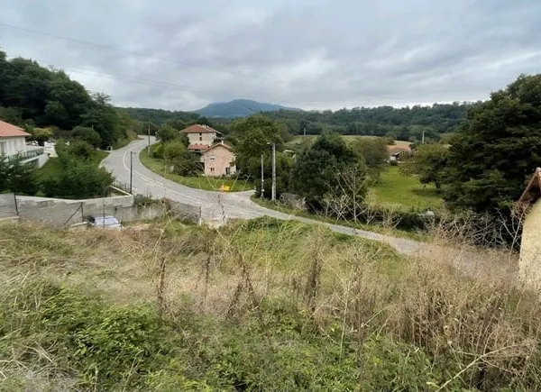 Terrain 1240 m²
