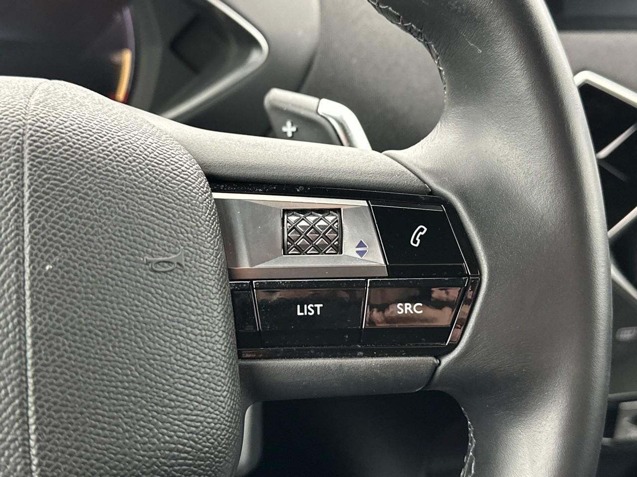 Ds Ds 3 crossback puretech 130 eat8 montmartre — photo 20