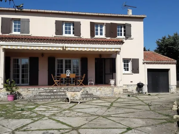 Maison 8 pièces 143 m²