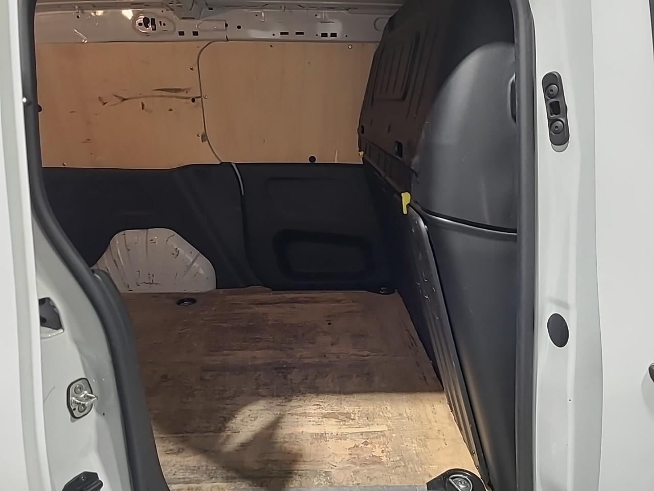 Citroën C3 Aircross puretech 130 s&s eat6 shine pack — photo 13