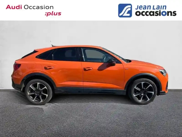 Audi Q3 sportback 35 tfsi 150 ch s tronic 7 — photo 4