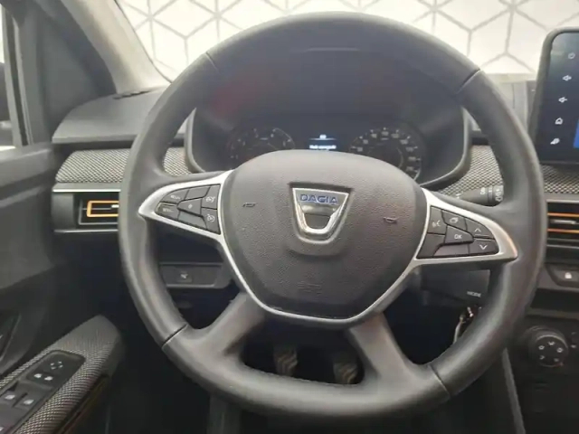Dacia Sandero tce 90 - 22 — photo 8