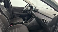Dacia Jogger 1.0 ECO-G 100ch Expression 7 places — photo 15