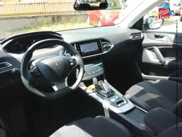Peugeot 308 1.2 puretech 130ch s&amp;s allure eat8 — photo 15