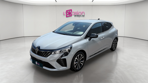 Renault Clio E-Tech full hybrid 145