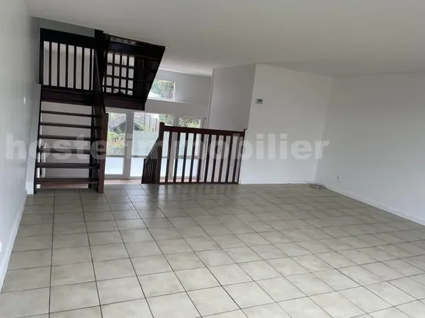 Maison 4 pièces 93 m²