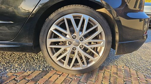 Audi A3 Sportback 1.5 TFSI 150 S-Tronic7 - S Line – 2018 – 86555 km – Essence – Boîte Automatique — photo 5
