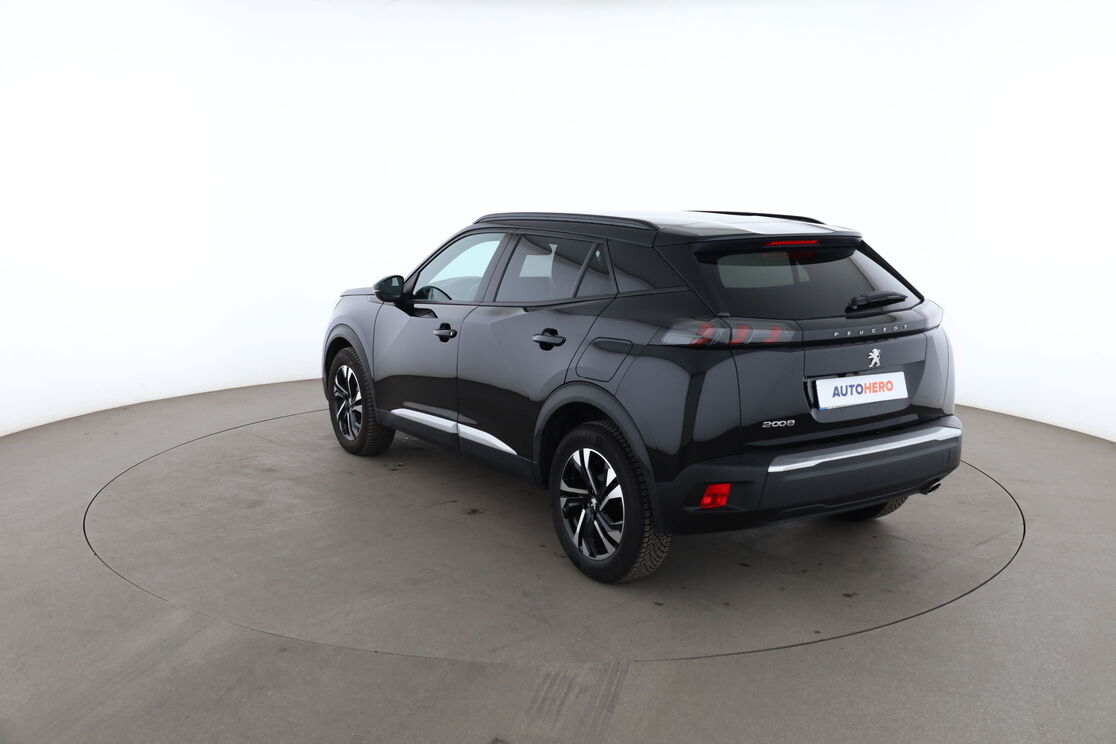 Peugeot 2008 1.5 Blue-HDi Allure Pack EAT8 — photo 3
