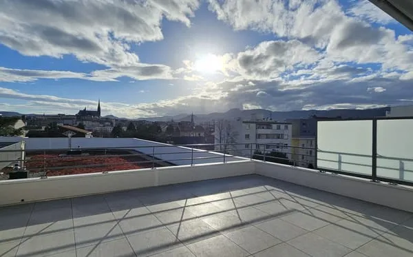 APPARTEMENT DE STANDING AVEC VUE CATHÉDRALE