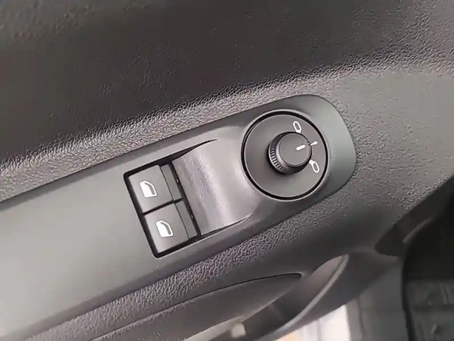 Citroën Berlingo e- taille m 136 ch 100 kwh automatique — photo 47
