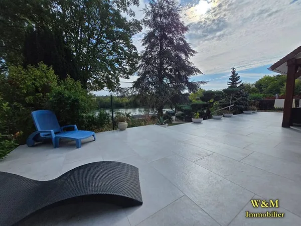 Maison 8 pièces 160 m²