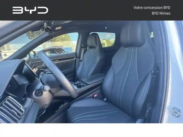 Byd Seal U 1.5 dm-i 324ch design awd — photo 4