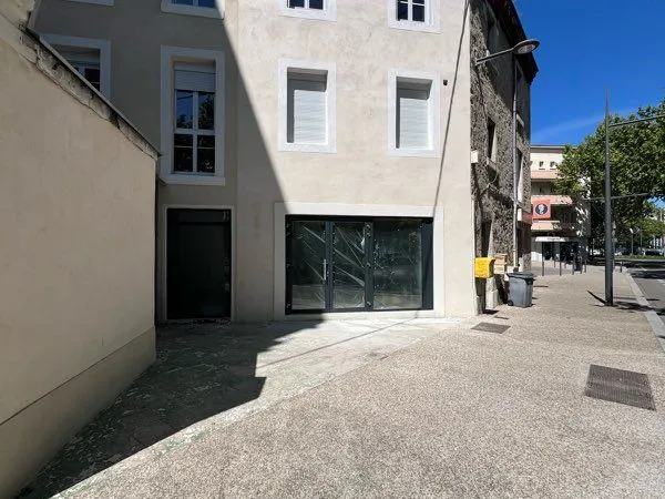 Local commercial rénové à neuf - 180 m² en plein coeur de Valence, Boulevard Vauban