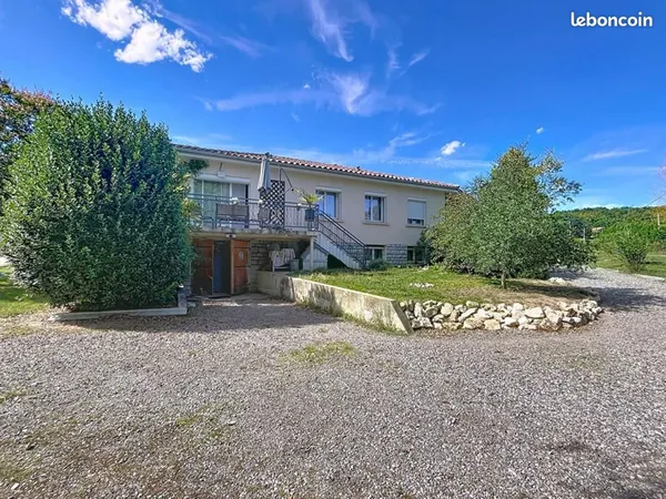 Maison 5 pièces 156 m²
