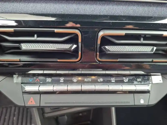 Renault 4 renault  e-tech electrique 150 ch autonomie confort — photo 6